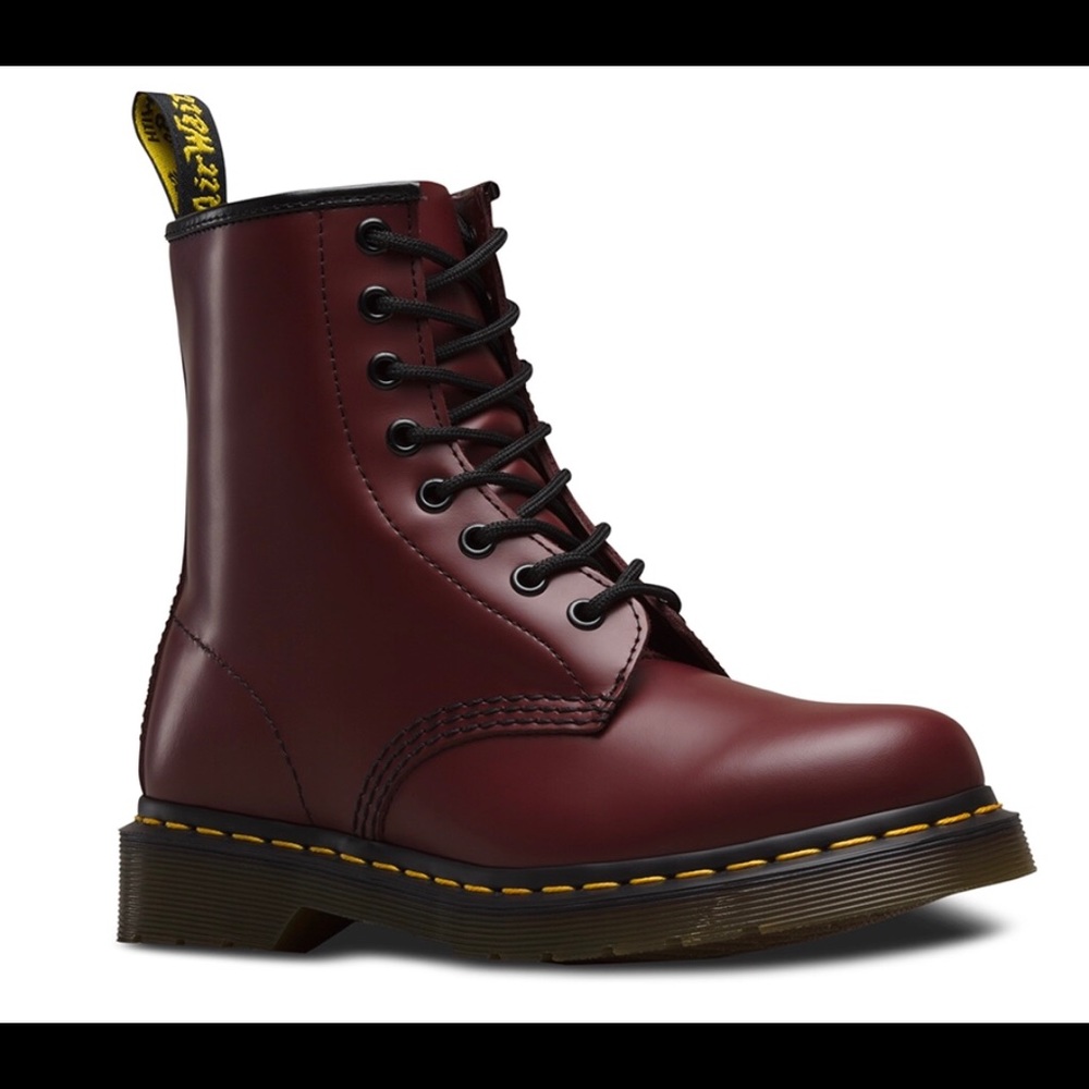1460 Dr. Martens (8 Eye) Smooth